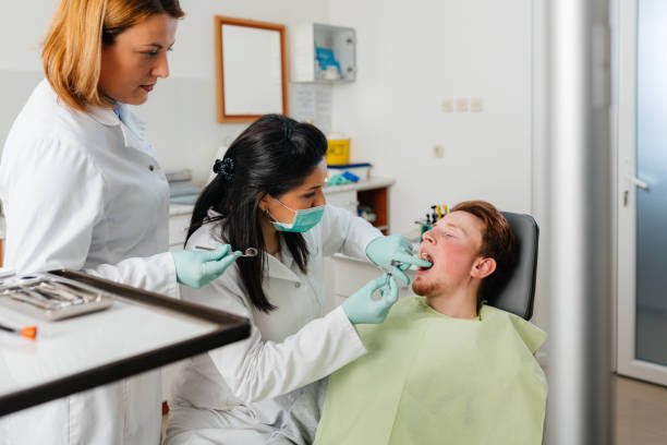 Best Pediatric Emergency Dentist in Fox Crossing, WI